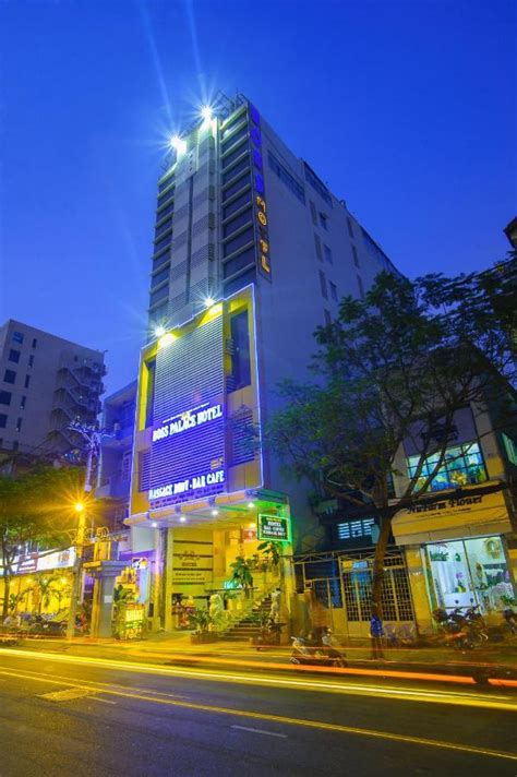 Boss Palace Hotel .